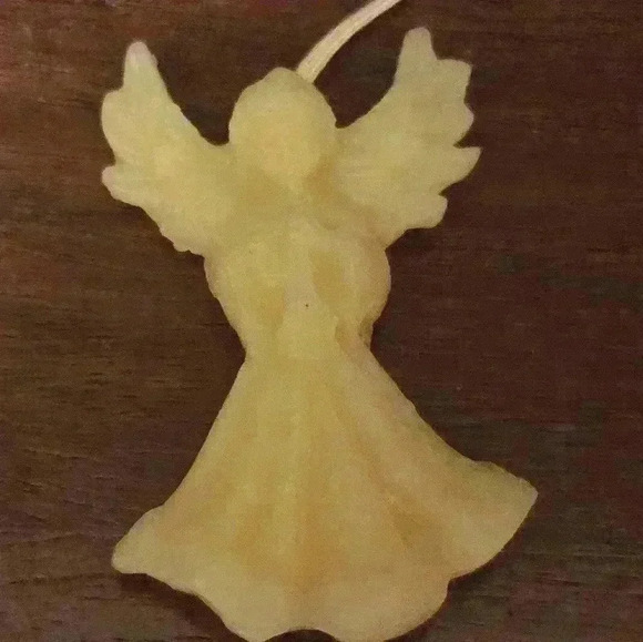 Handmade Beeswax Ornaments Set  of 3 angels - Picture 4 of 4